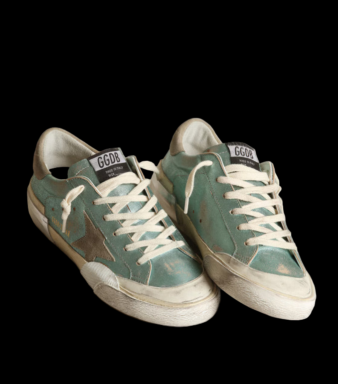 Women's Super-Star in mint green laminated leather with gray star