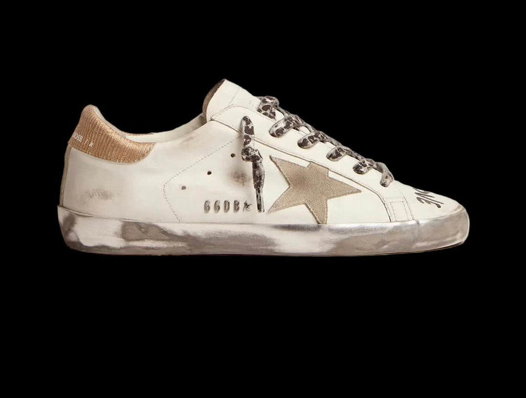 Women's Super-Star in white leather with gray suede star