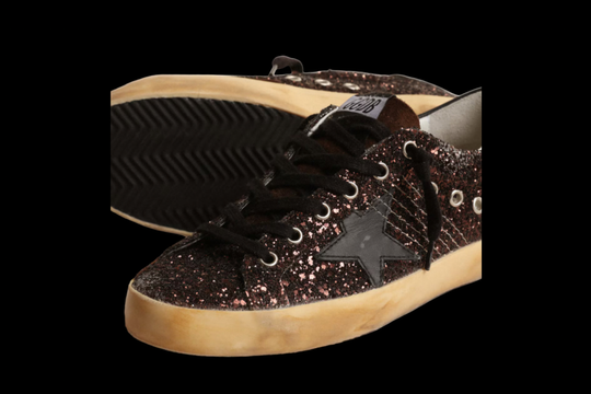 Super-Star in brown glitter with black leather star and heel tab
