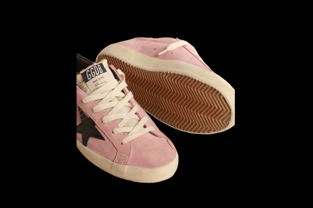 Women’s Super-Star LTD in pink suede with laminated crackle nappa star