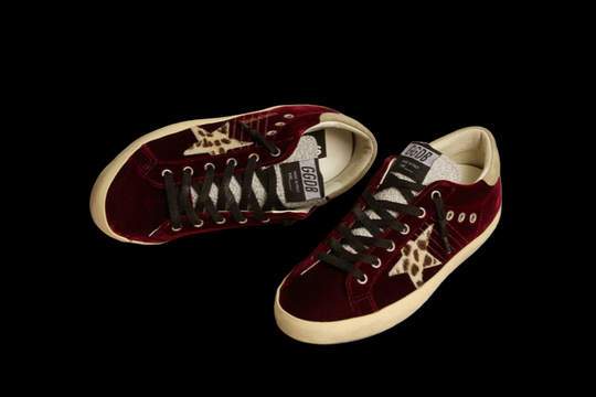 Women's Super-Star LTD in velvet with pony skin star and glitter tongue
