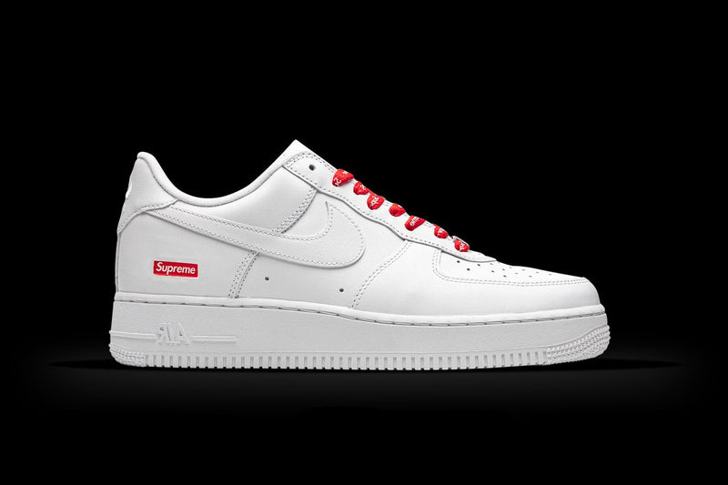 Nike Air Force 1 Low Supreme White